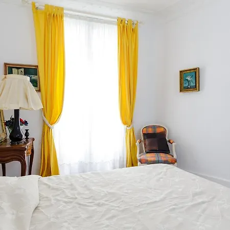 Apartment Damremont, F3 A Montmartre