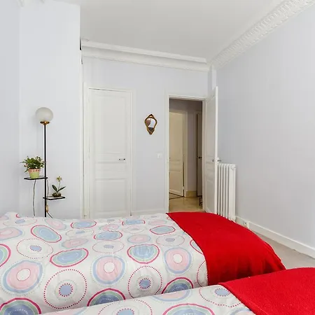 Apartment Damremont, F3 A Montmartre *