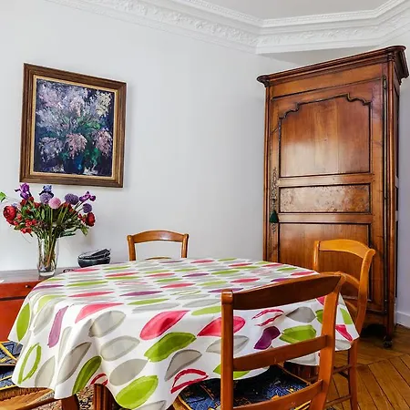 Apartment Damremont, F3 A Montmartre